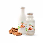 Lapte vegetal de migdale cu curmale